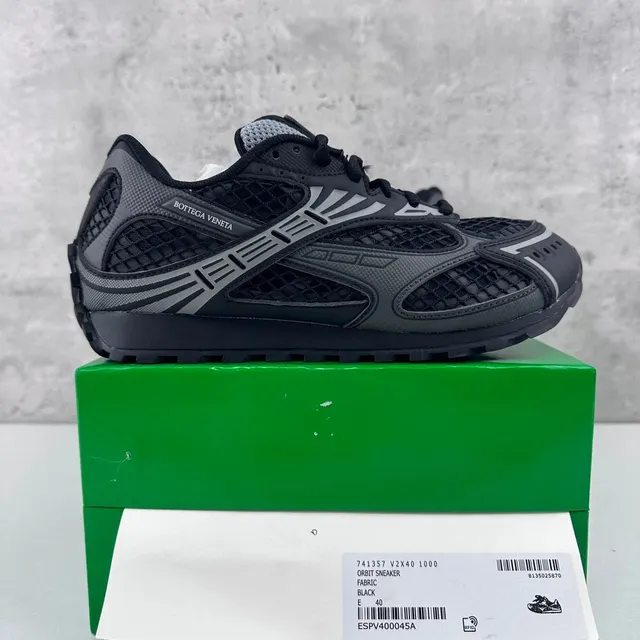 741357V2X401000黑色(35-47)