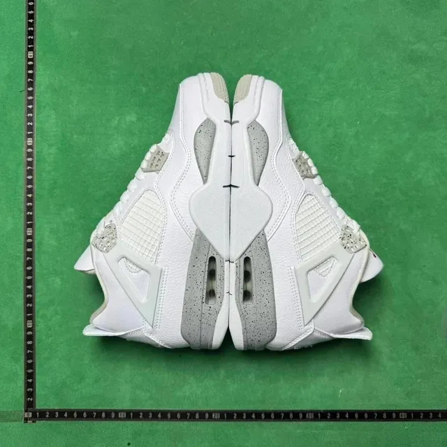 Air Jordan 4 White Cement