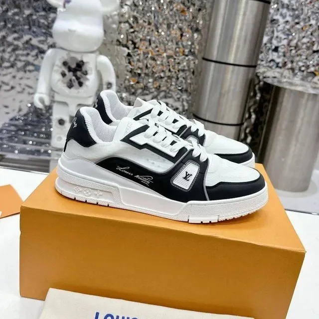 Louis Vuitton LV Trainer Monogram Signature