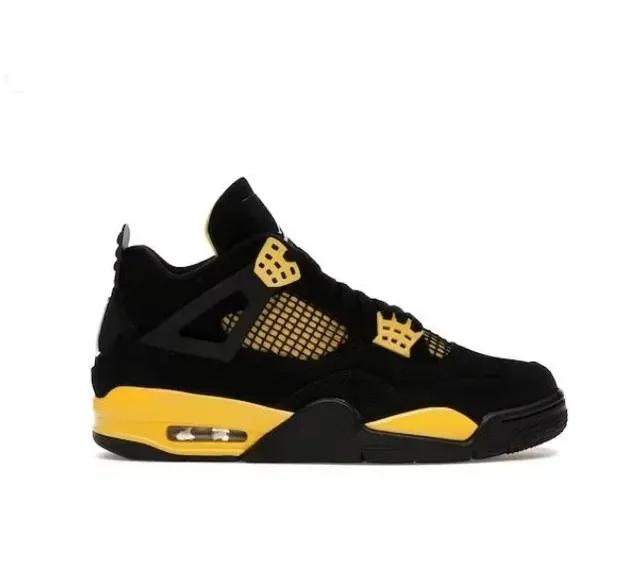 Air Jordan 4 Bred