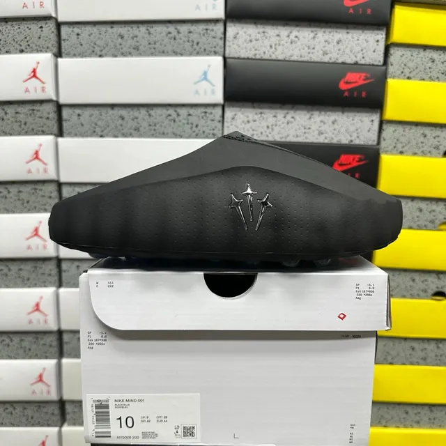 Travis Scott Nike Mind 001 Black/Blue