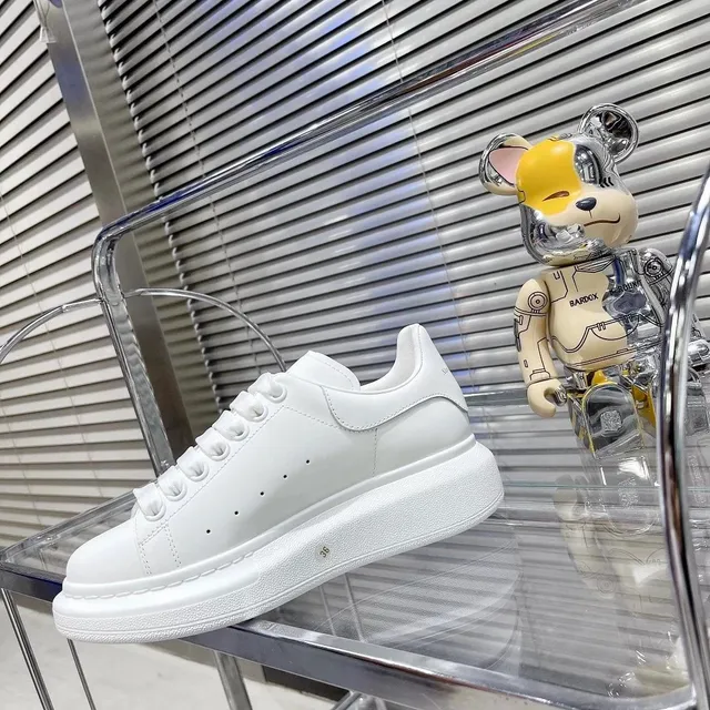 Alexander McQueen Oversized Sneaker Triple White