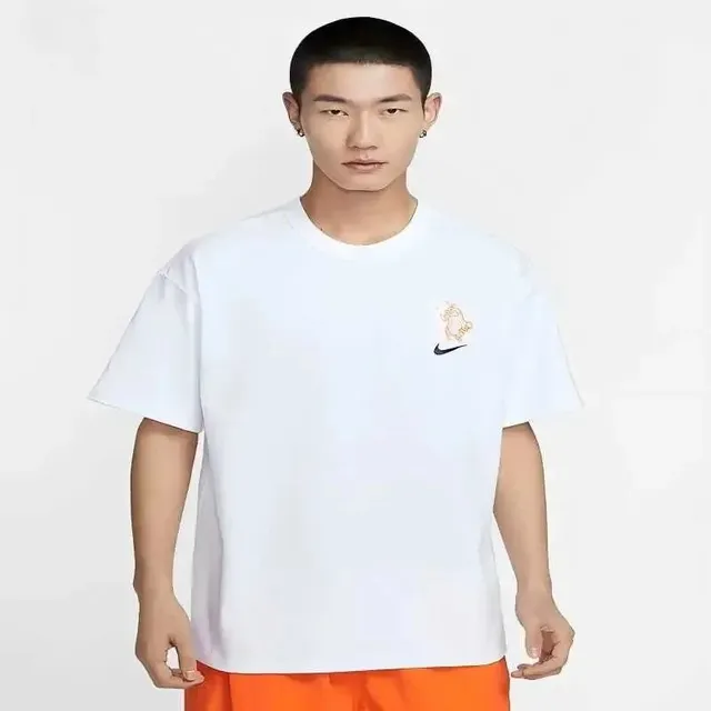 Nike T-Shirt Graphic Print