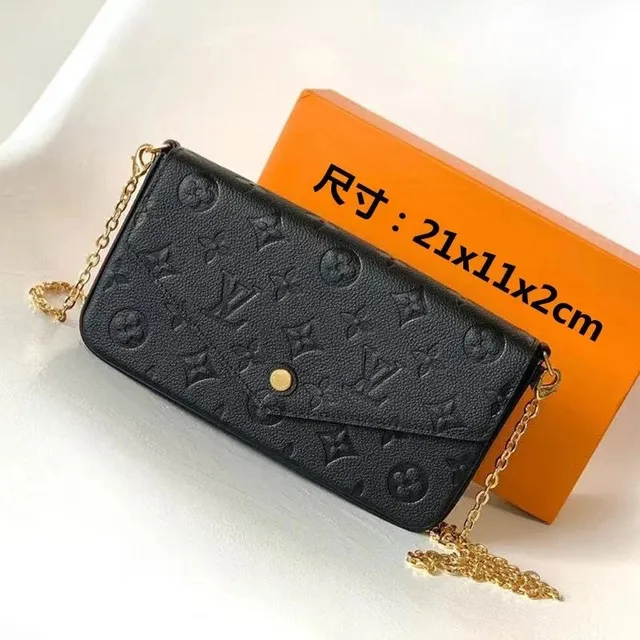 Louis Vuitton Pochette Métis Monogram Empreinte