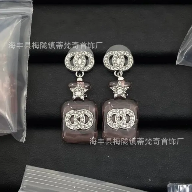正确实物款式XE3