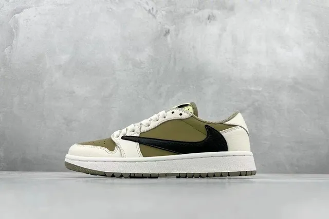 Travis Scott × Nike Air Jordan 1 Low Cactus Jack Olive