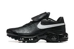 Nike Air Max Plus Triple Black