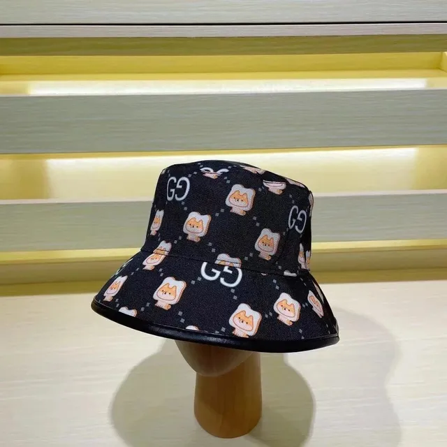Gucci Bucket Hat GG and Bear Print