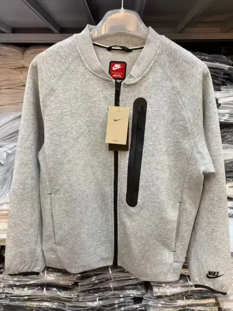 新品外套