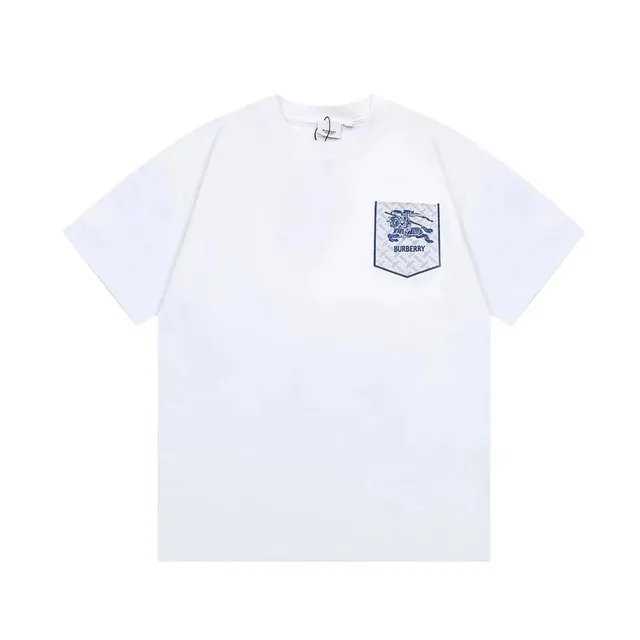 Burberry Pocket T-Shirt Equestrian Knight Print
