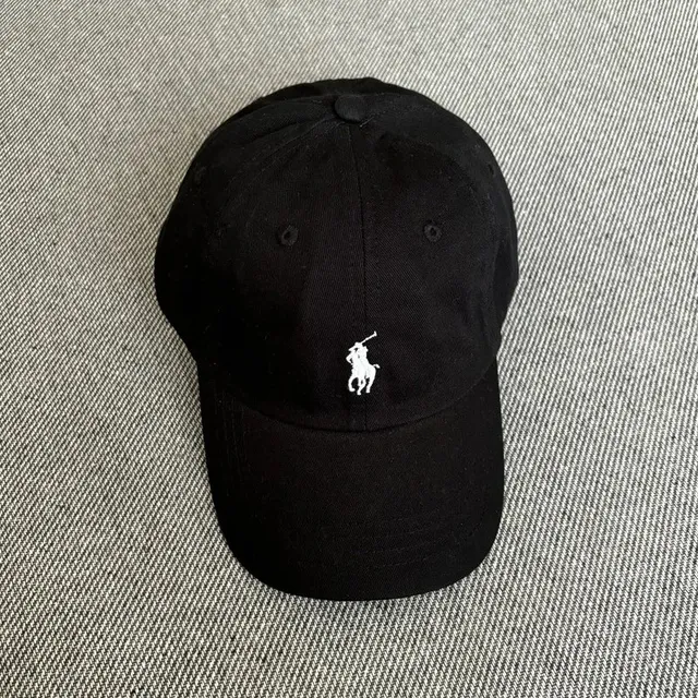 黑色白标