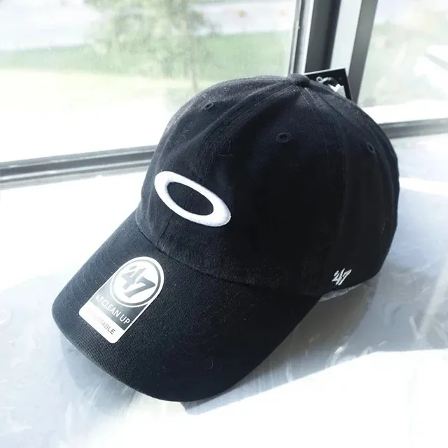 Oakley × New Era Clean Up Cap