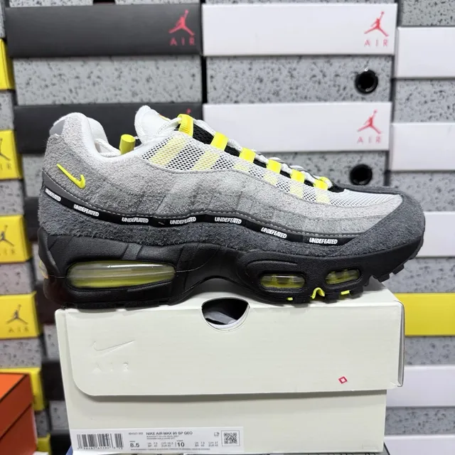 Nike sneakers Undefeated