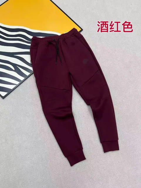 Nike Tech Fleece Joggers Burgundy