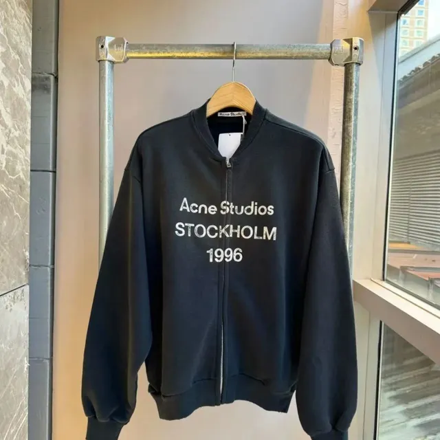 AA004