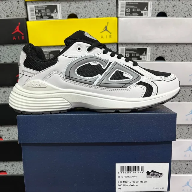 Dior B30 Microfiber Mesh