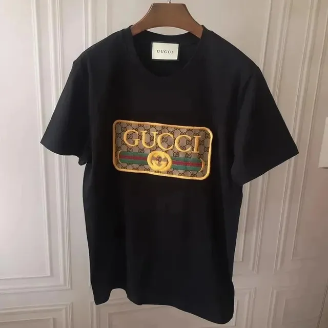 Gucci Logo Patch T-Shirt GG Supreme Patch