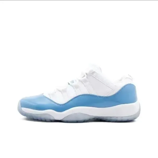 Air Jordan 11 Concord