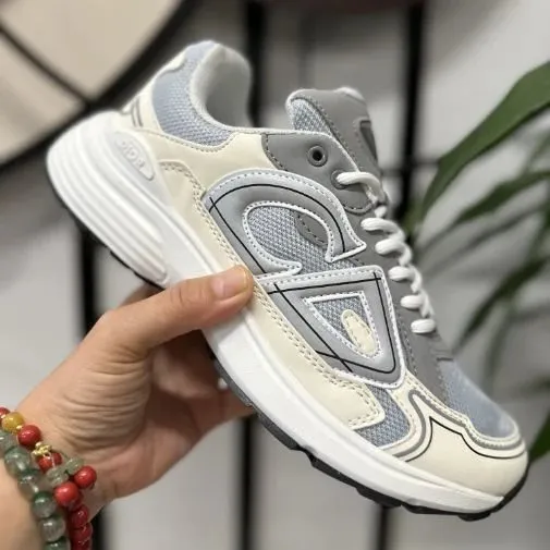 Balenciaga Triple S White Grey
