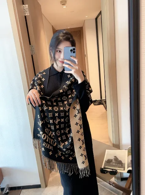 Louis Vuitton Monogram Shawl Classic LV Print