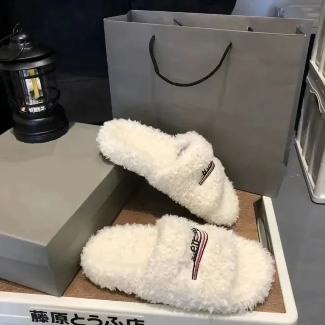 Balenciaga Speed Trainer Slide Fluffy White