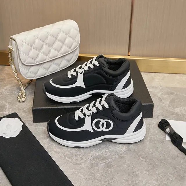 Chanel Sneaker Double C Logo