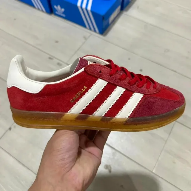 Adidas Gazelle Burgundy Suede