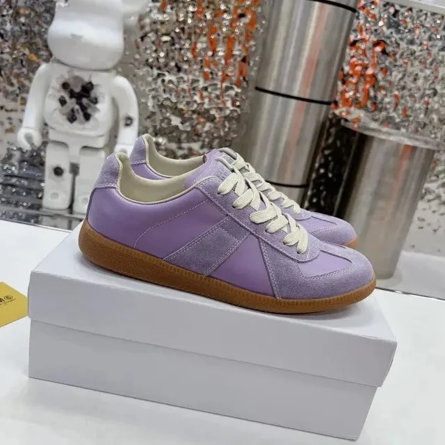 Maison Margiela Tabi Sneaker Lilac Suede