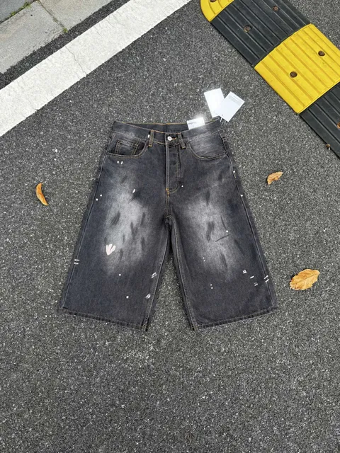 Levi's 501 Shorts Distressed Black