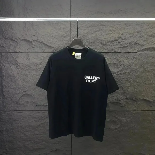 01黑色