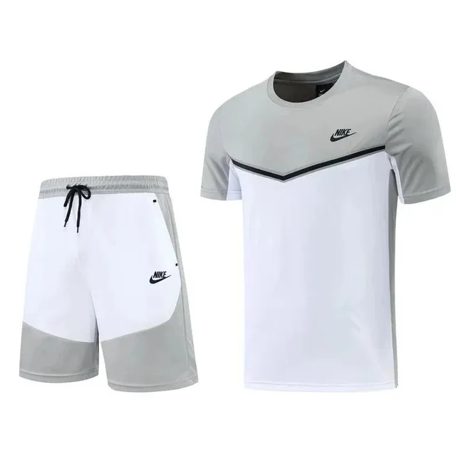 Nike T-Shirt and Shorts Set Color-Block