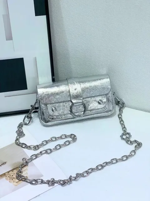32 (20*3*11CM)