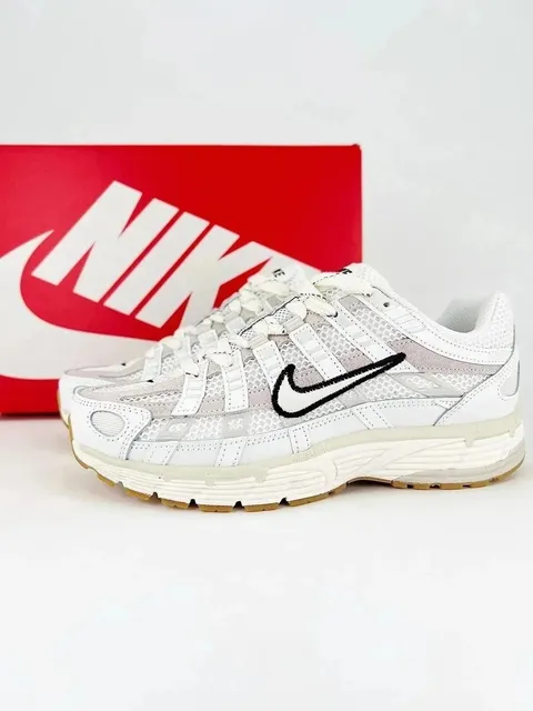 Nike Air Max Plus Triple White