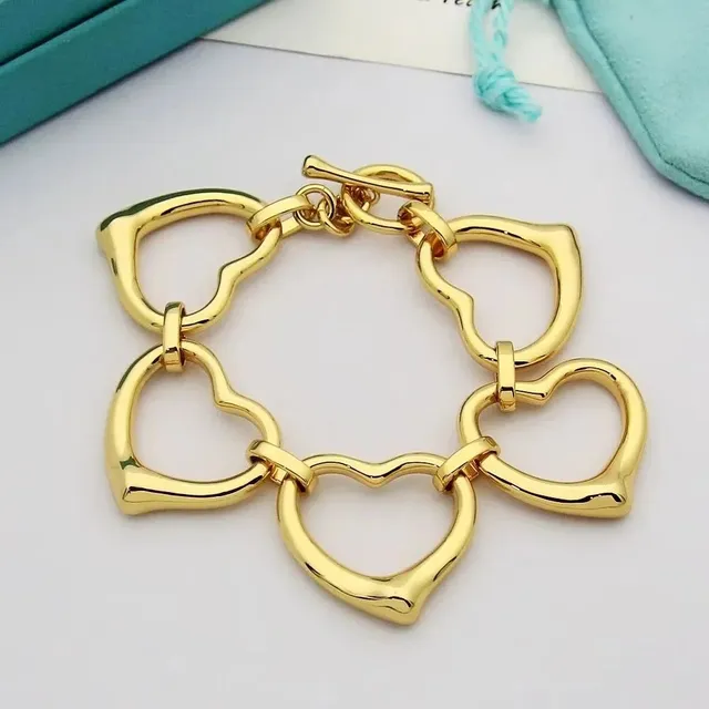 Tiffany & Co. HardWear Heart Link Bracelet Medium