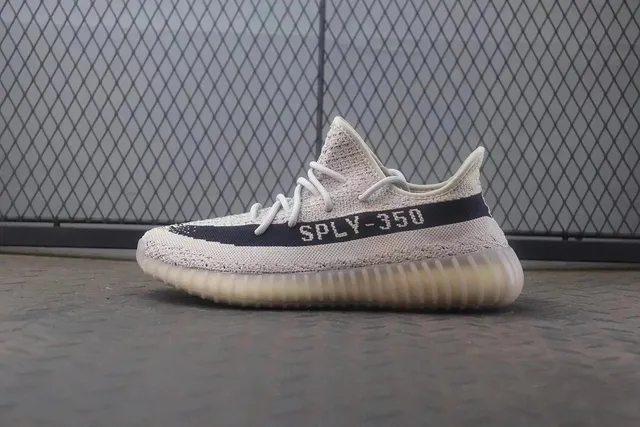 Yeezy 350 V2 SPLY-350