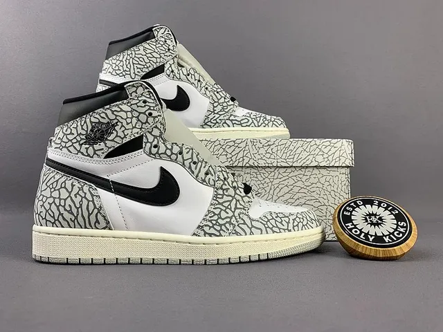 Air Jordan 1 High Bred Elephant Print
