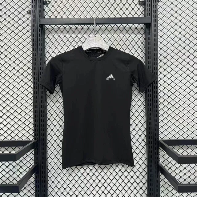 Adidas T-Shirt Minimal Logo