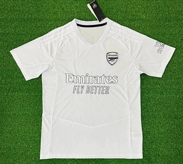 Arsenal Home Jersey Emirates Fly Better