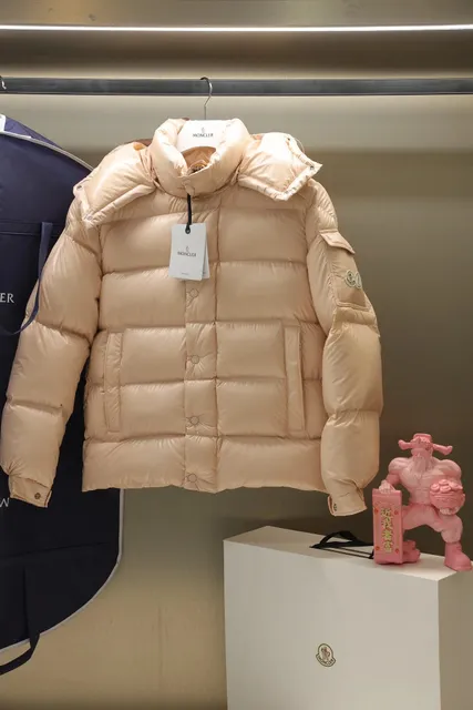 Moncler Down Jacket Quilted Puffer