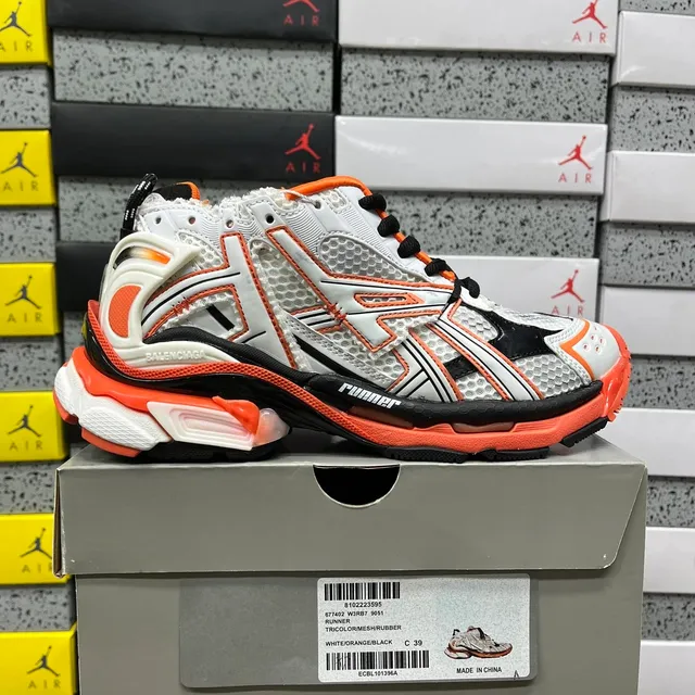 Balenciaga Runner Tricolor