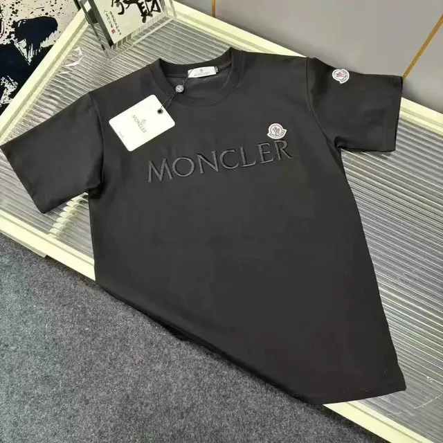 Moncler Logo T-Shirt Embroidered Logo