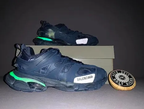 Balenciaga Triple S