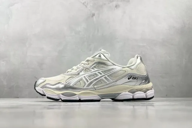 Asics Gel-Kayano 14 Metallic Silver