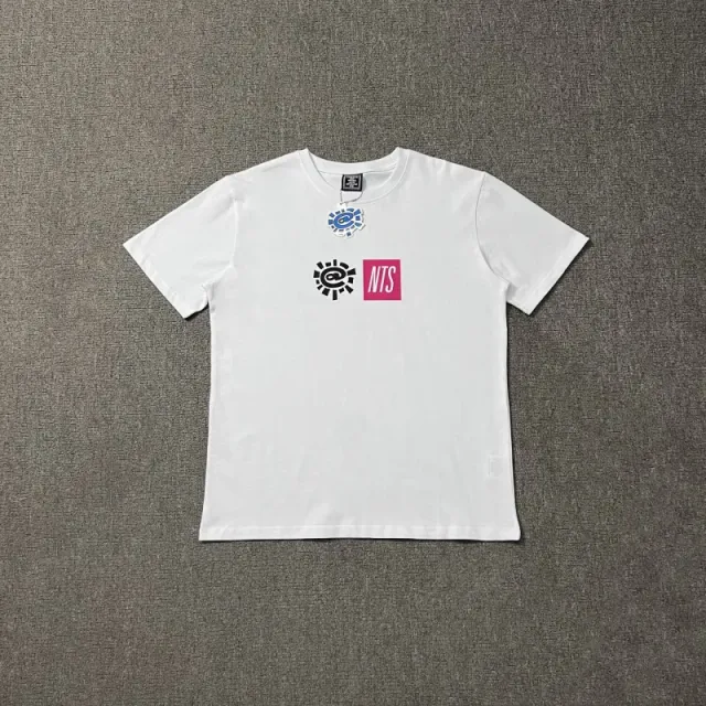 AD24白色