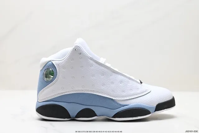 Air Jordan 13 University Blue