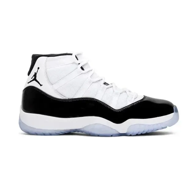 Air Jordan 11 Concord