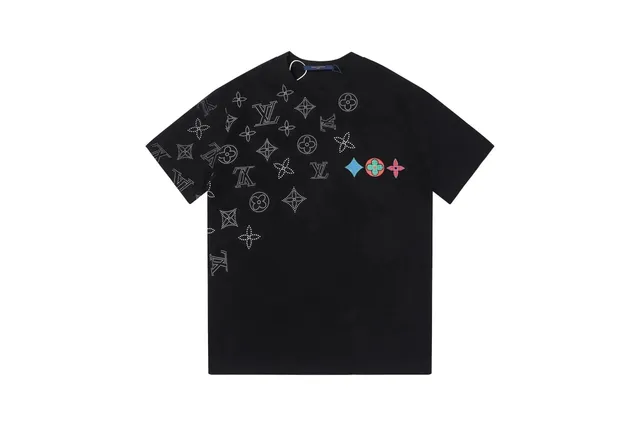 Louis Vuitton T-Shirt Monogram Studs