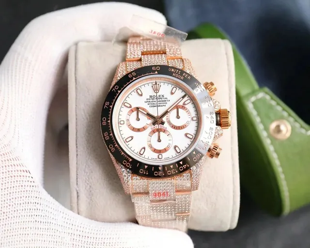 Rolex Oyster Perpetual Cosmograph Daytona Diamond-Set Rose Gold