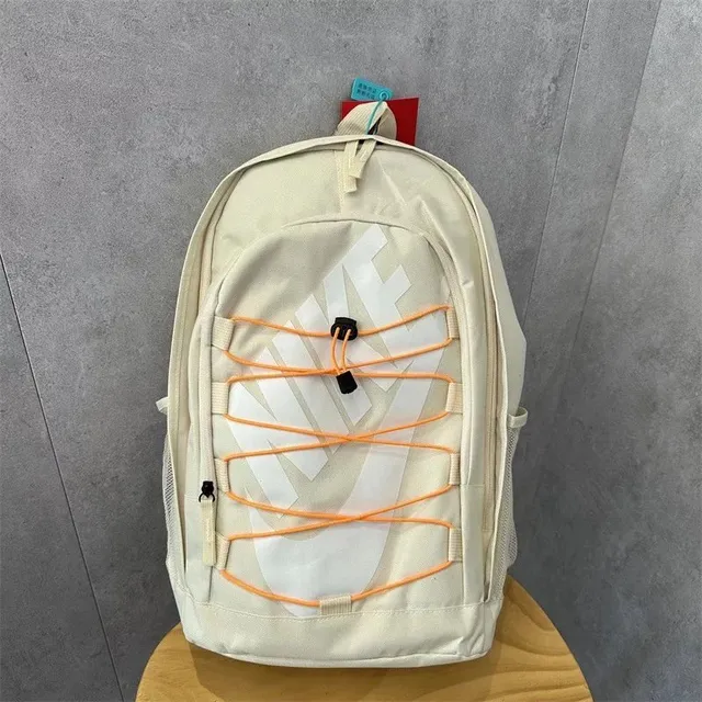 夕阳的刻痕