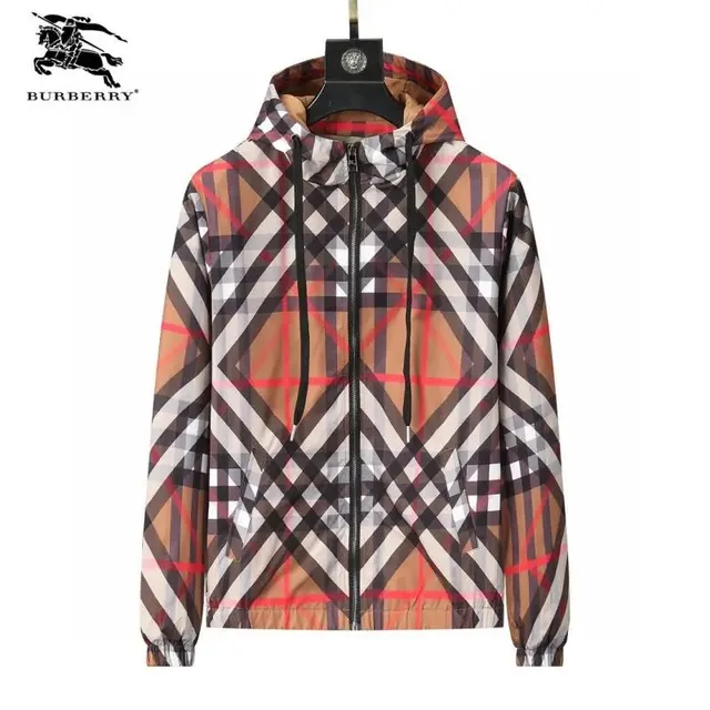 Burberry Check Print Hooded Jacket Classic Vintage Check